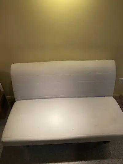 Canapé lit IKEA modèle LYCKSELE LÖVÅS ➡️ En bon état ➡️Rarement utilisé ➡️Vient avec une housse ( el...