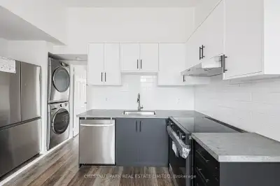 Great Deal! 3-Br 1-Bath Downtown Apartment $2950! Queen/Bathurst