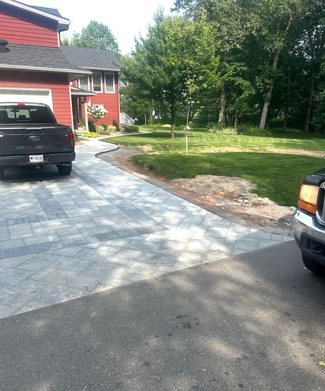 Rock Solid Hardscaping Plus529836158412410888