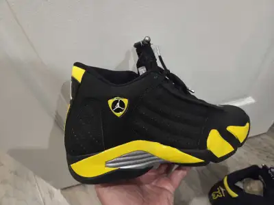 Jordan Retro Men size 9.5 - various, View more