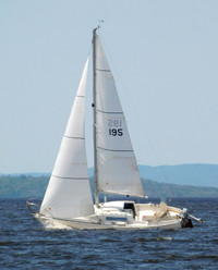 Canadian Sailcraft 22