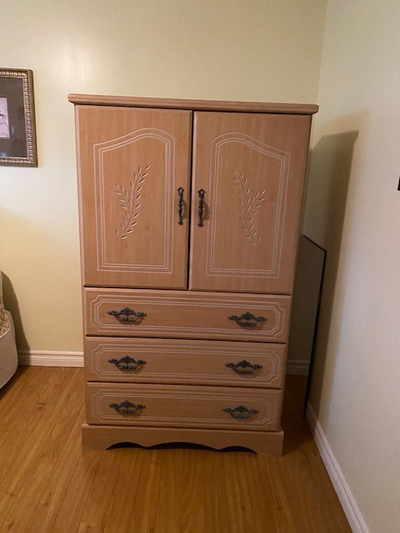 ARMOIRE EN BOIS, View more