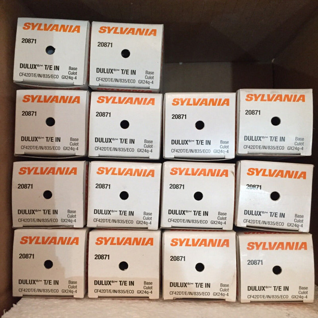 New 14 Sylvania 20871 Dulux T/E IN 42W Compact Fluorescent Lot in Electrical in North Bay