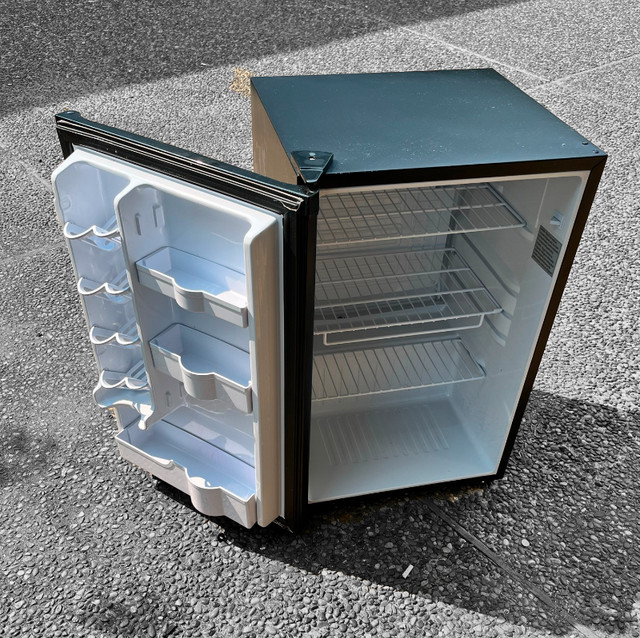 Bar Fridges in Refrigerators in Burnaby/New Westminster