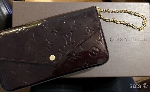 Authentic Louis Vuitton wallet inserts in vernis leather in Women's - Bags & Wallets in City of Toronto - Image 2