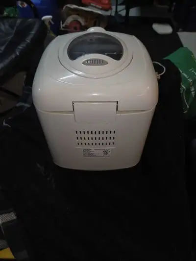 Sunbeam Breadmaker, View more