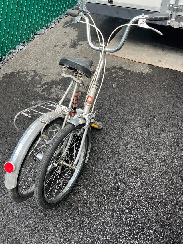 Vélos  pliables et autres les prix sont variés. in Cruiser, Commuter & Hybrid in Laval / North Shore - Image 11