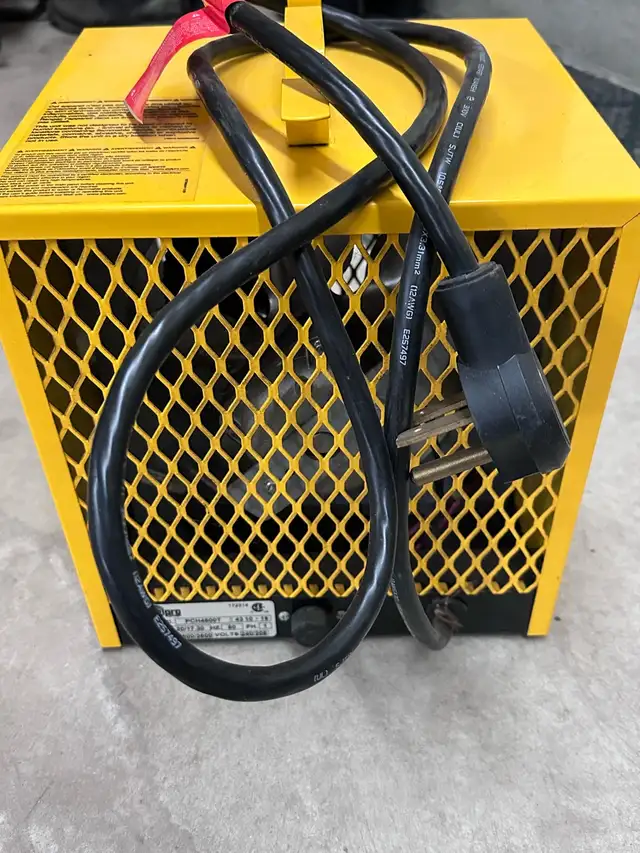 4800W Electric Construction Heater – 240V – Like New – Great for in Heaters, Humidifiers & Dehumidifiers in Kitchener / Waterloo - Image 4