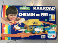 Chemin de fer Sésame Street (jouet des années 80).