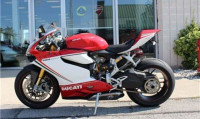 looking for ducati 1199 Panigale—any year--any color