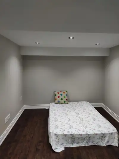 Room Available For Rent in Brampton Available for June 1st 1 Private room Available For Rent at $100...