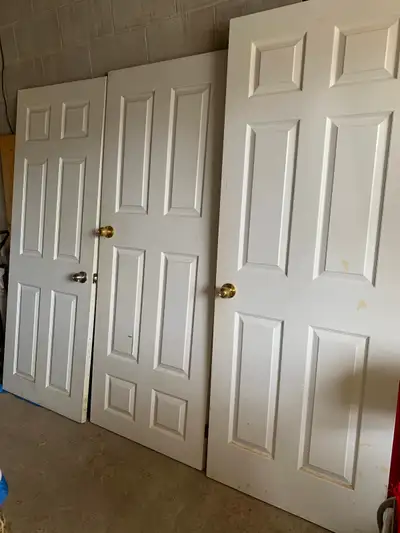 I have 3 set of colonial door with security door knob. The size are 30" x 76", 30" x 77", 30" x 80"...