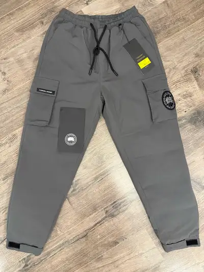 Canada Goose men’s pants size Large , View more