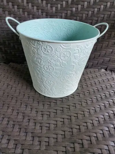 Metal decor/planter, View more