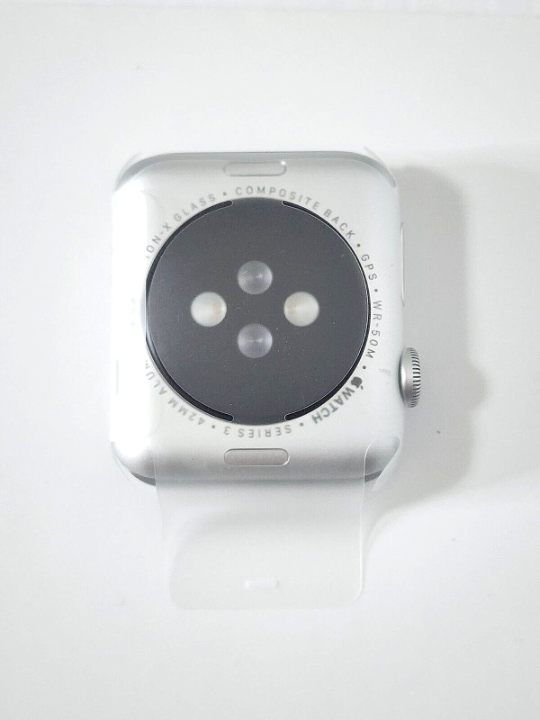 Apple iWatch Series 3 GPS 42mm Silver Aluminum  Brand New in box in Cell Phone Accessories in City of Toronto - Image 2