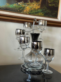 Decanter and 6 wine glass set. New
