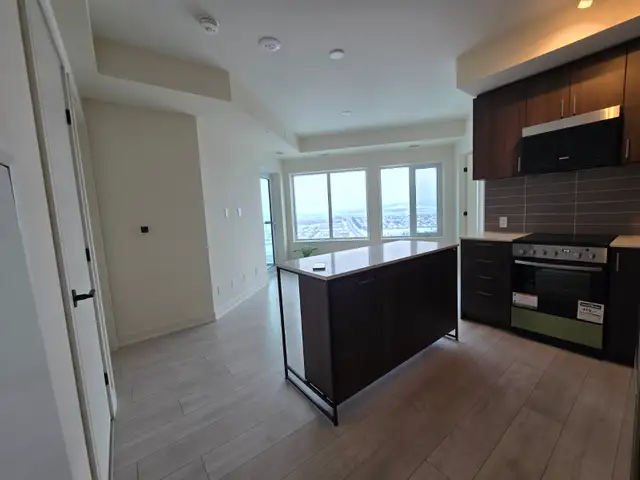 Milton 2bdrm 2bath condo for Lease in Long Term Rentals in Oakville / Halton Region - Image 2