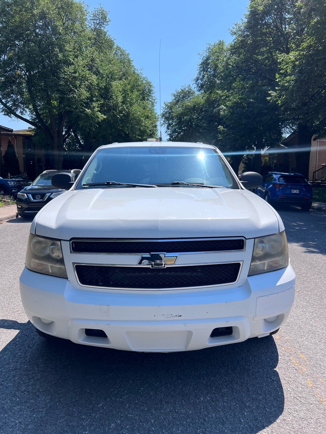 Chevrolet suburban 1500
