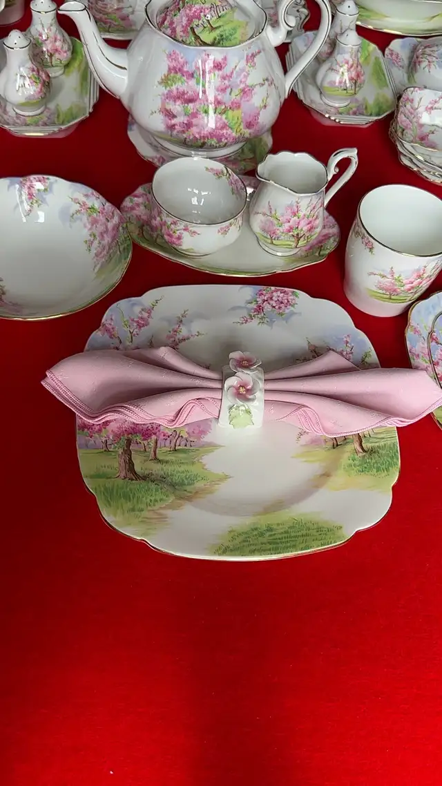 244 pieces dinnerware & silver flatware set. Blossom Time  in Kitchen & Dining Wares in City of Toronto - Image 5