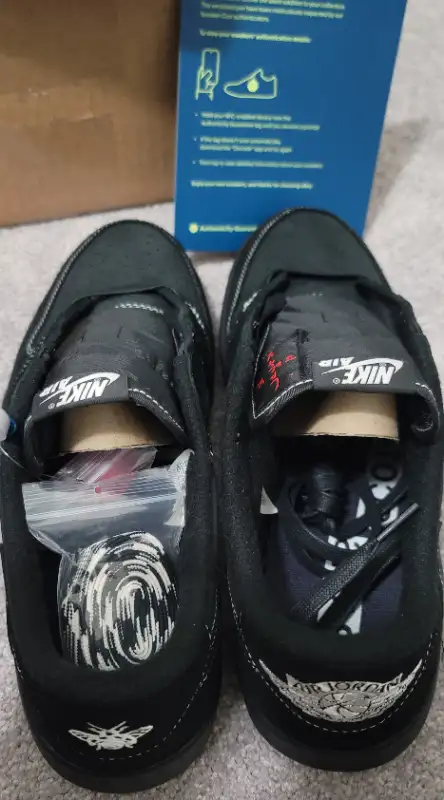 Travis Scott  Air Jordan 1 Low Black Phantom Sz 12 New in Men's Shoes in Markham / York Region - Image 6