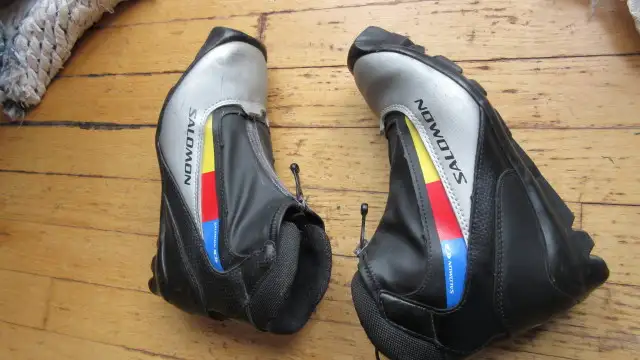 Salomon Equipe SNS Cross Country Ski Boots EU36 in Ski in Ottawa - Image 3