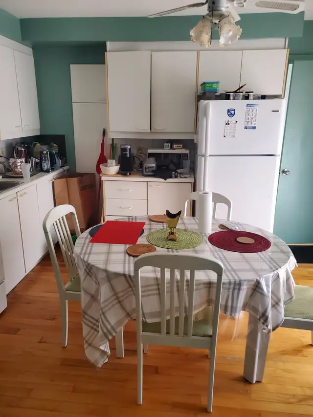 chambre a louer sur la Rive Sud, a  15 min de Montréal. in Room Rentals & Roommates in Longueuil / South Shore - Image 3