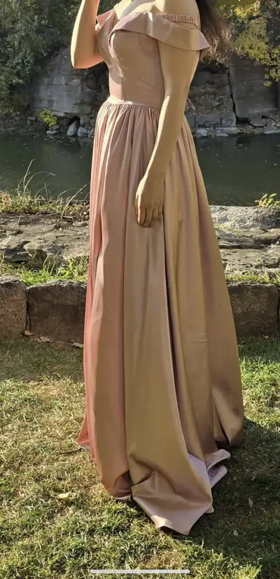 Robe de soirée corset, View more