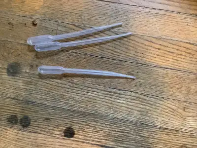 3 ml pipettes for sale (I believe they are 3 ml 2 for $1 5 for $2 $10 for 30 I use pipettes a lots f...