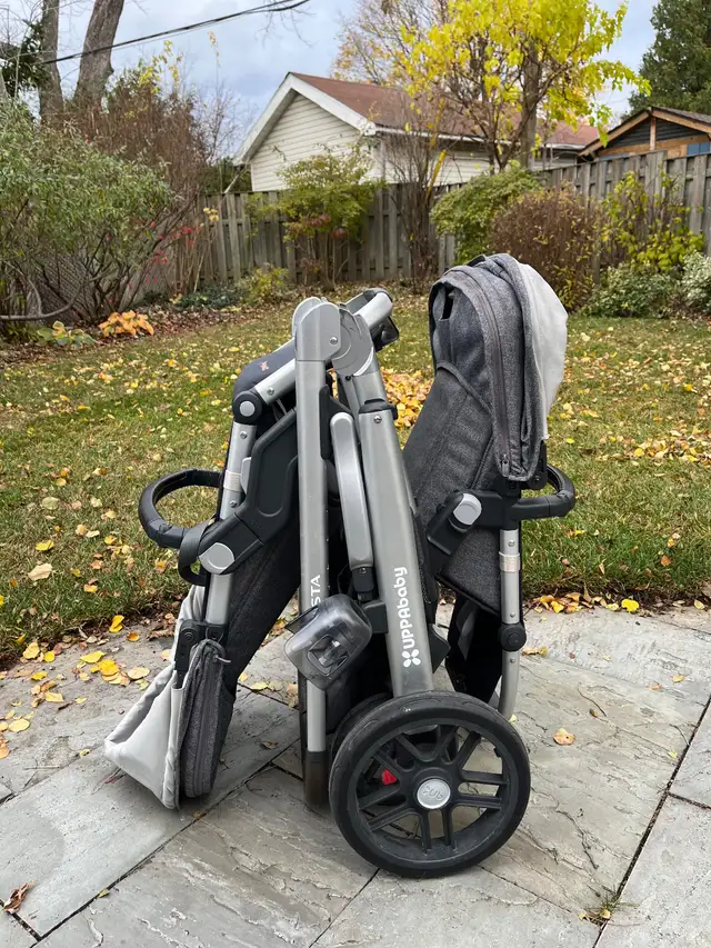 Uppababy vista double stroller in Strollers, Carriers & Car Seats in Mississauga / Peel Region - Image 5