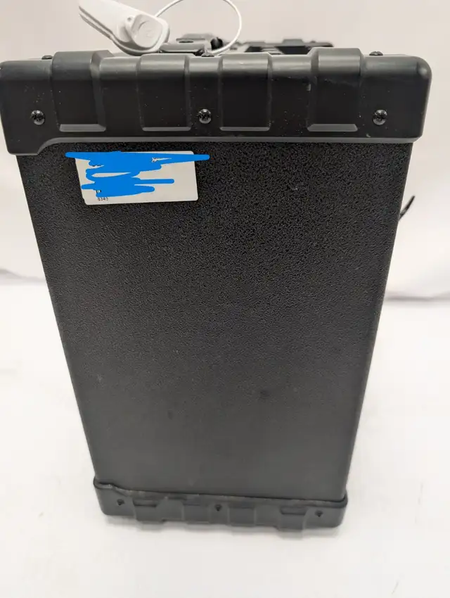 (B8340) Roland Cube 30-X Amplifier in Other in Calgary - Image 6