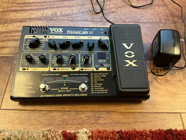 Vox ToneLab ST multi effects pedal in Amps & Pedals in Muskoka - Image 2