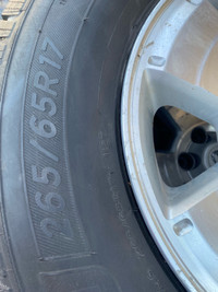 4 Michelin tire  265/65R17