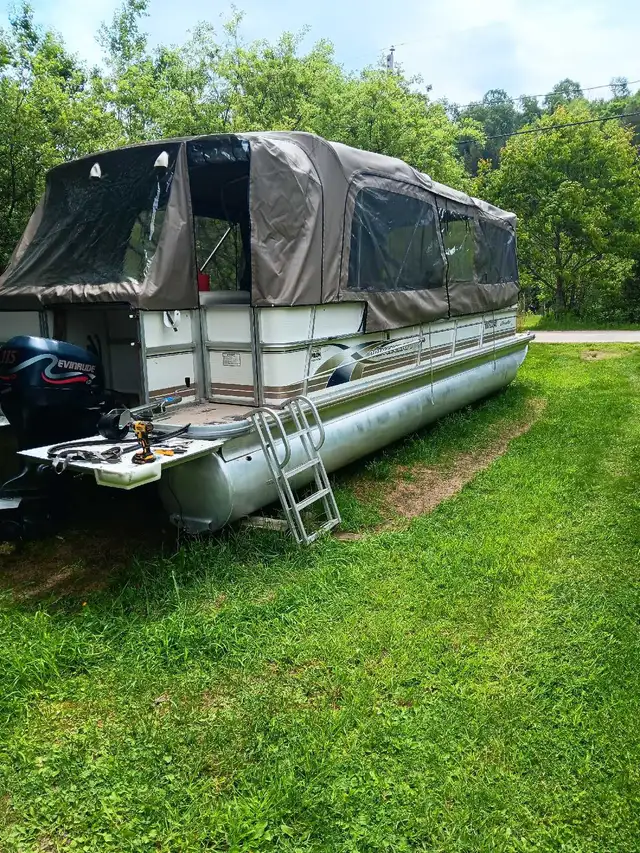 Ponton Princecraft in Powerboats & Motorboats in Laurentides - Image 3