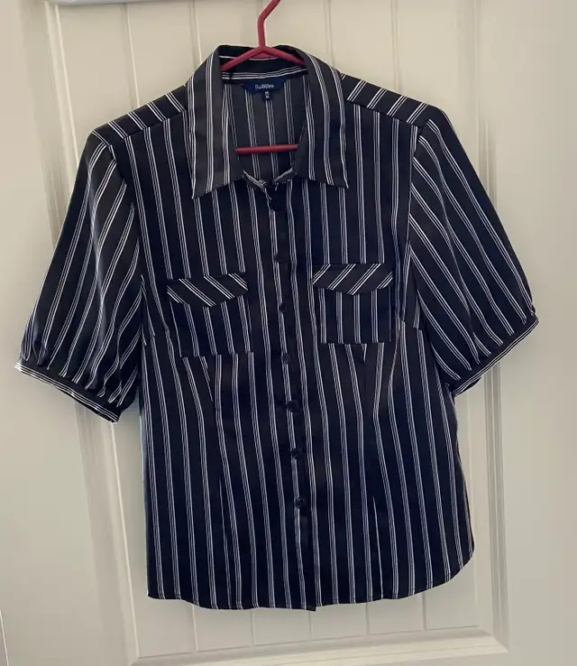 Ladies Cute Blouse Black w/White Stripes - Medium