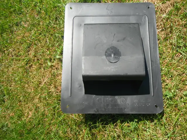 ventilation vents in Heating, Cooling & Air in Moncton - Image 4