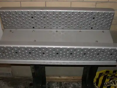 marche pied de camion Freightliner complet avec marche en métal Marche-pied Complet . Fait d'un acie...