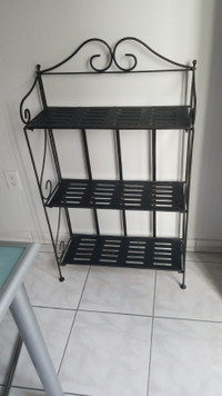 Cast Iron Collapsable/foldable Shelf