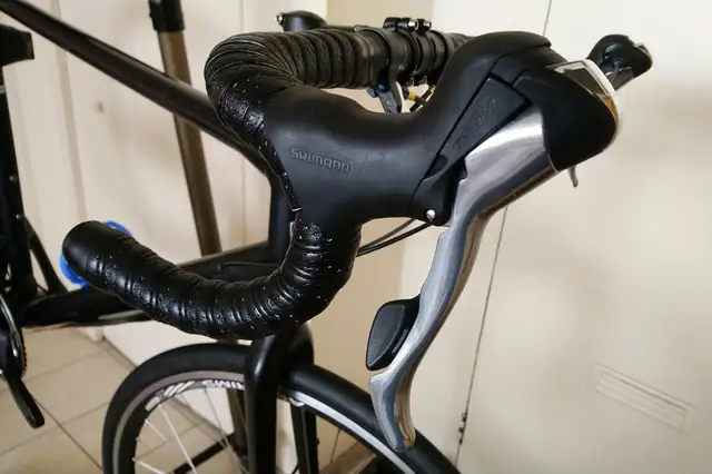 TREK Crossrip Elite 10x3 Road Commuter Bike Matte Black XL 61cm in Cruiser, Commuter & Hybrid in City of Toronto - Image 10