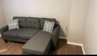 Sectional with reversible chaise