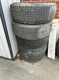 235/70-R16 tires, 225/65-R17 tire