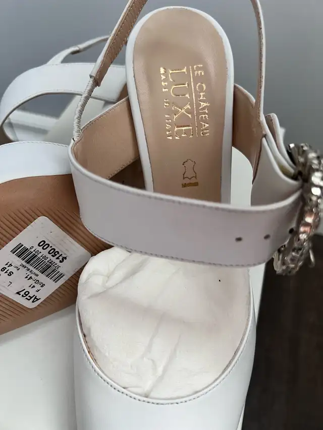 Le Chateau Luxe Heels Size 10 in Women's - Shoes in Leamington - Image 4