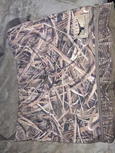 Avery Waterfowl Equipment- camo 6 spot Duck decoy  carrying bag , View more