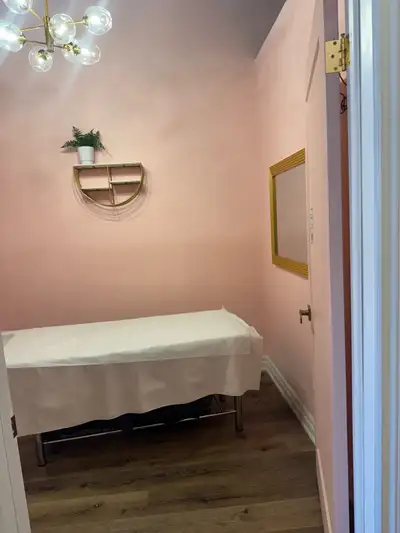 spa room for rent