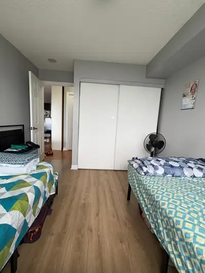 For Rent – Humberwood Mansion (Etobicoke) Spacious unit with 2 bedrooms + den and 2 washrooms. Great...