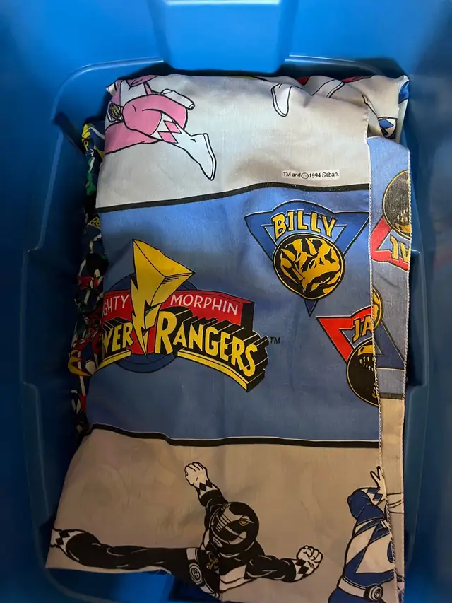 Power rangers duvet and bed sheets  in Arts & Collectibles in Ottawa - Image 3