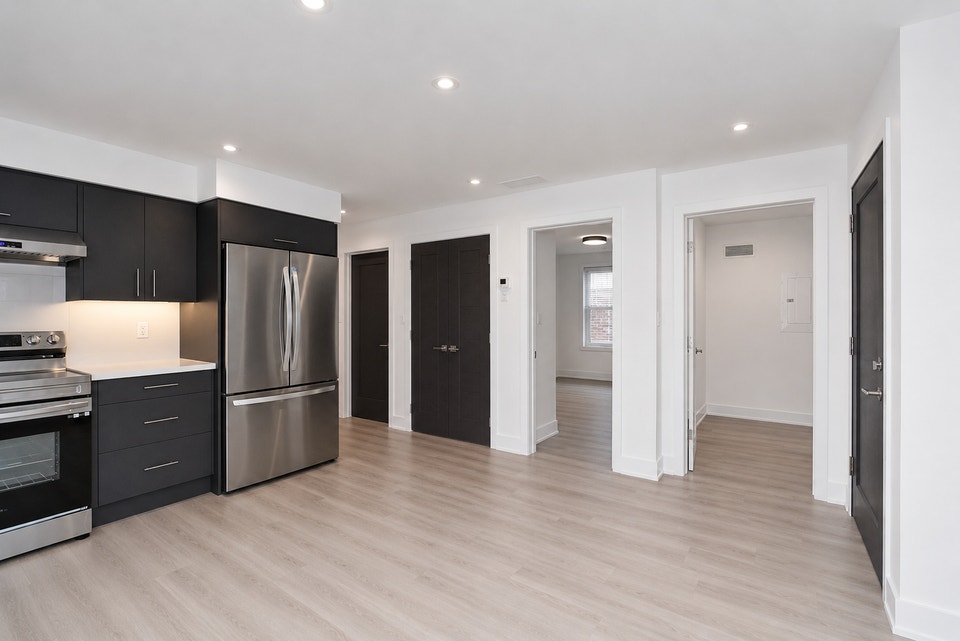 Dufferin / Rogers 3