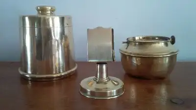 Ensemble Ancien à Fumeur / Laiton 1940 - 1950, View more
