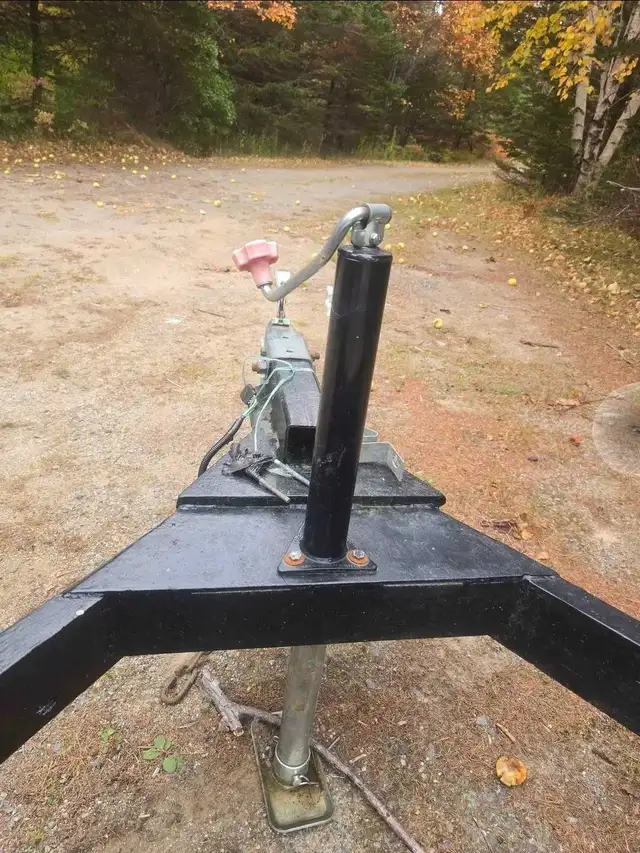 Heavy duty solid steel utility trailer in Cargo & Utility Trailers in Bedford - Image 5