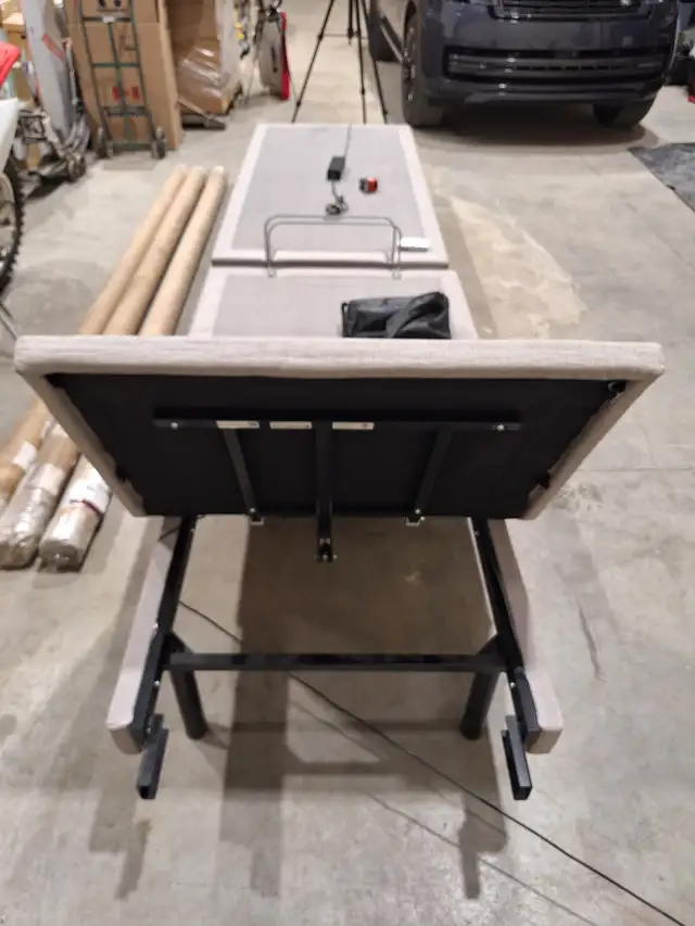 Tempur‑Ergo Plus Twin XL Adjustable Bed Frames in Beds & Mattresses in Strathcona County - Image 7