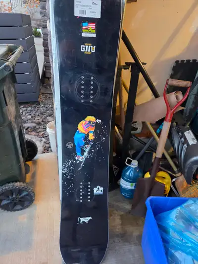 Gnu Young Money Snowboard - 140 cm, View more